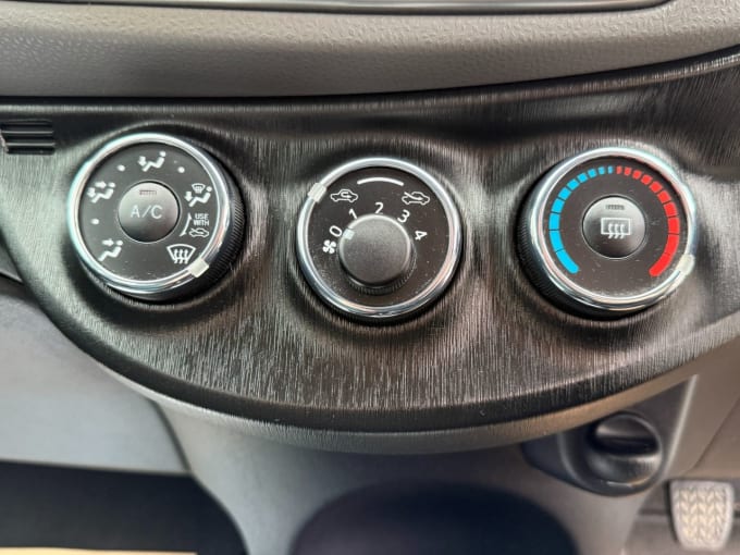 2025 Toyota Yaris