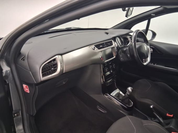 2025 Ds Automobiles Ds 3