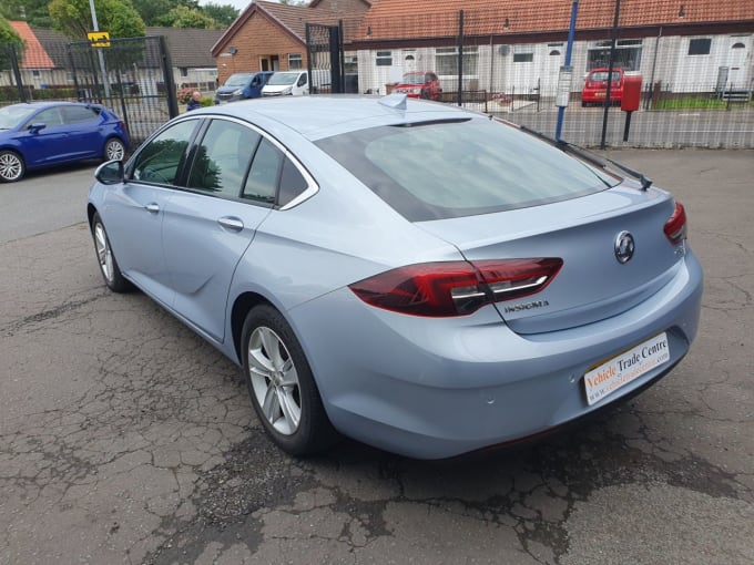 2025 Vauxhall Insignia