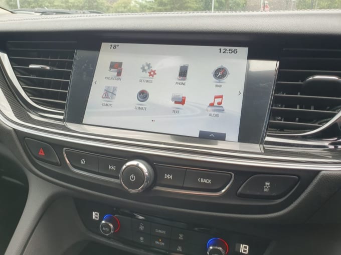 2025 Vauxhall Insignia