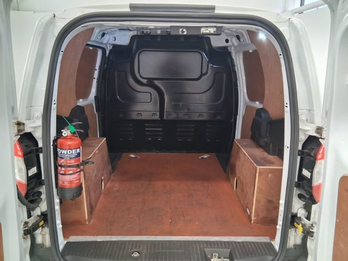 2025 Ford Transit Courier