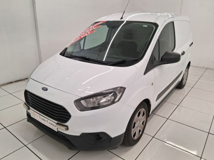 2025 Ford Transit Courier