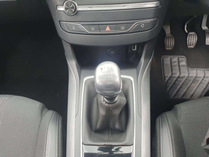 2025 Peugeot 308
