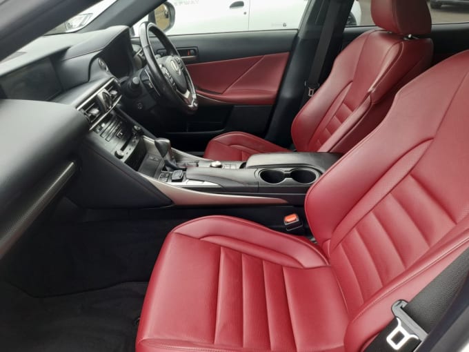 2025 Lexus Is