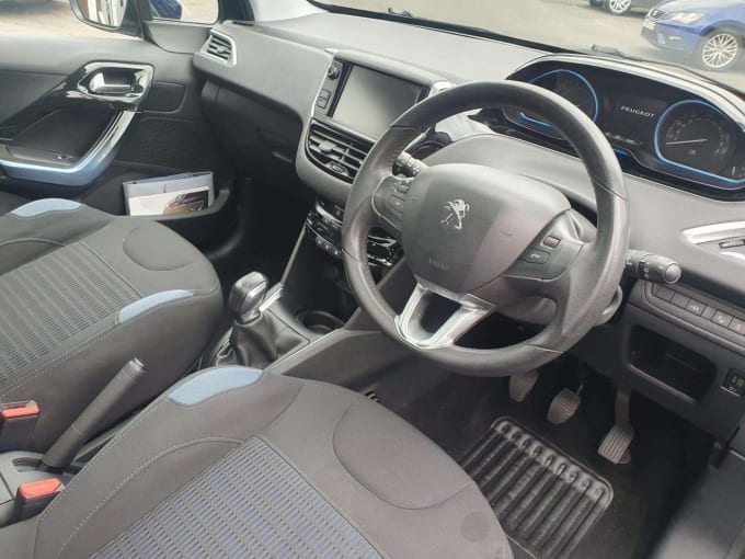 2025 Peugeot 208