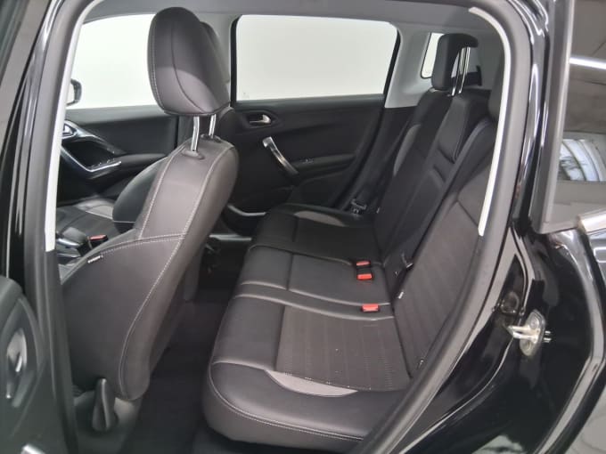 2025 Peugeot 2008