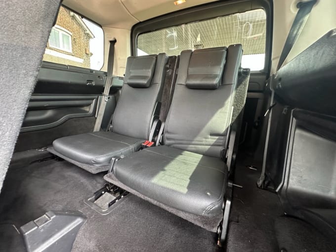 2025 Land Rover Discovery