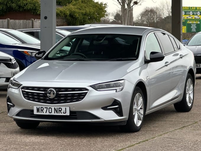 2025 Vauxhall Insignia