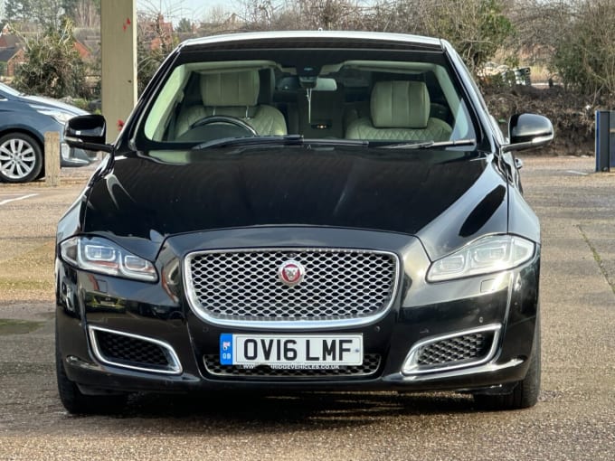 2025 Jaguar Xj