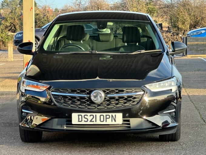 2025 Vauxhall Insignia