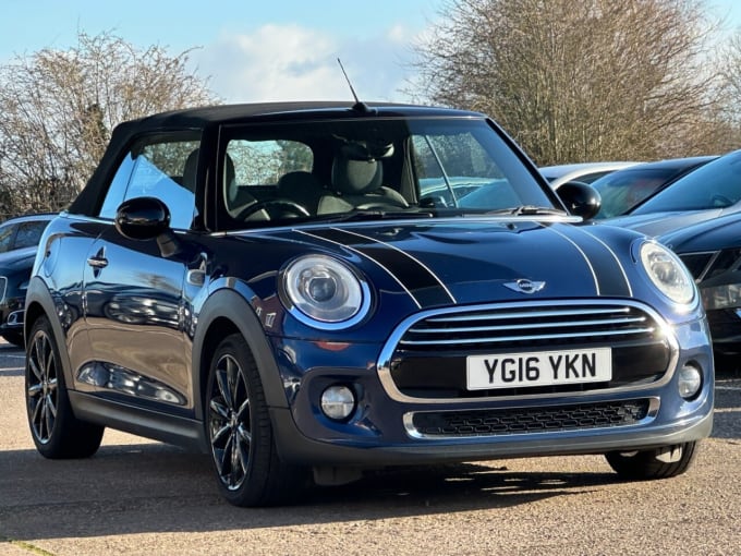 2025 Mini Convertible