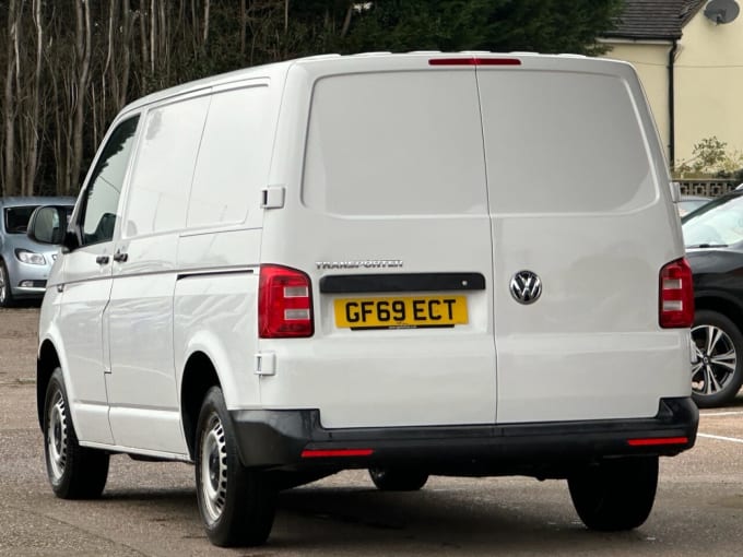 2025 Volkswagen Transporter