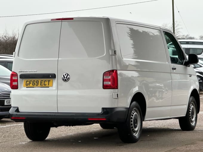 2025 Volkswagen Transporter