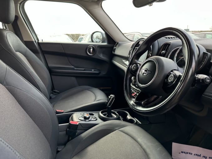 2025 Mini Countryman