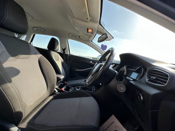 2025 Vauxhall Grandland X