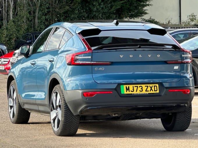 2025 Volvo C40