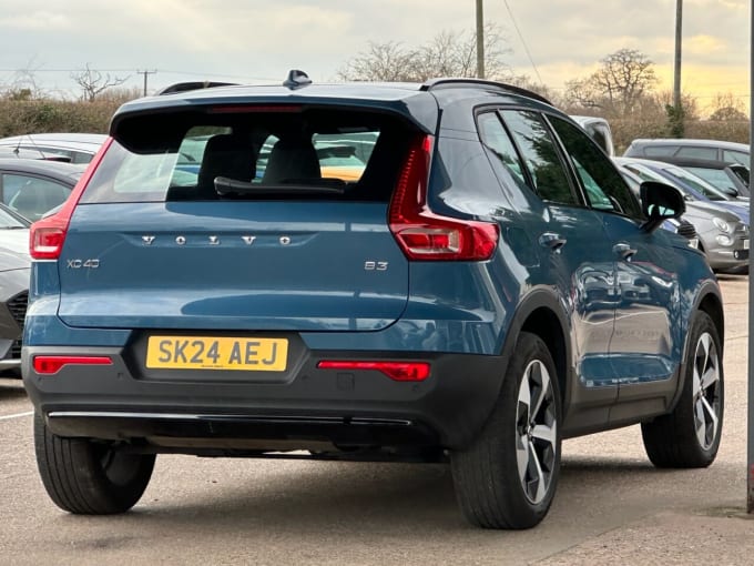 2025 Volvo Xc40