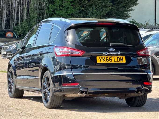 2025 Ford S-max