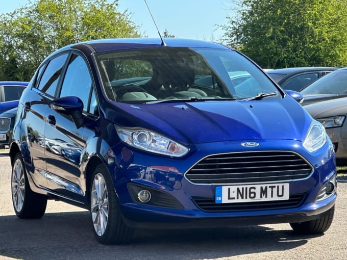 2025 Ford Fiesta