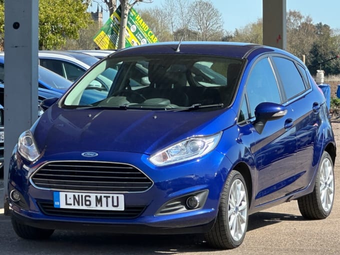 2025 Ford Fiesta