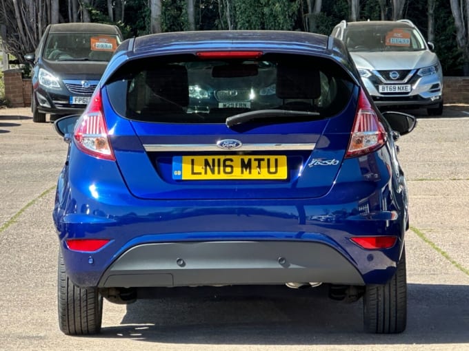 2025 Ford Fiesta