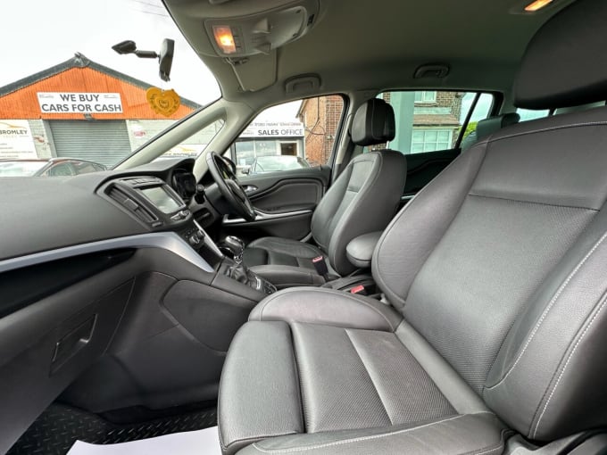 2025 Vauxhall Zafira Tourer