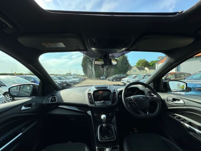 2025 Ford Kuga