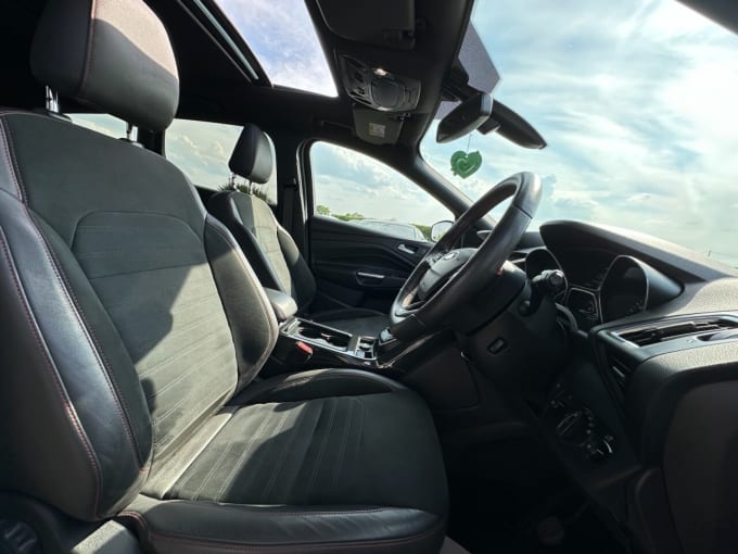 2025 Ford Kuga