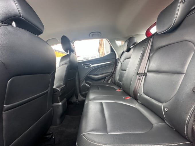 2025 Mg Mg Zs