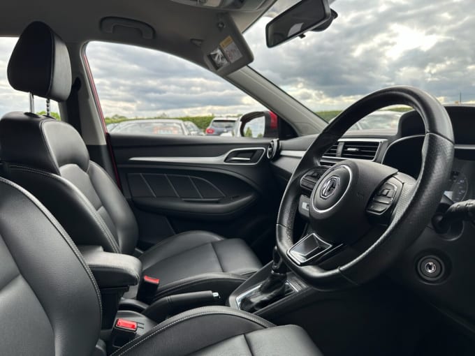 2025 Mg Mg Zs