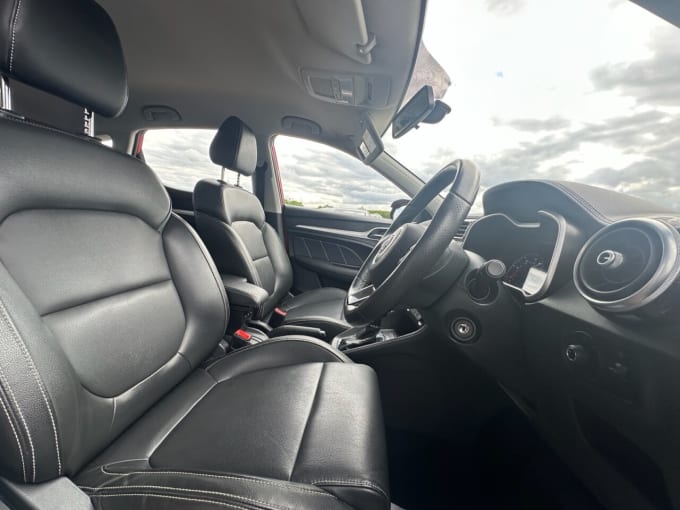2025 Mg Mg Zs