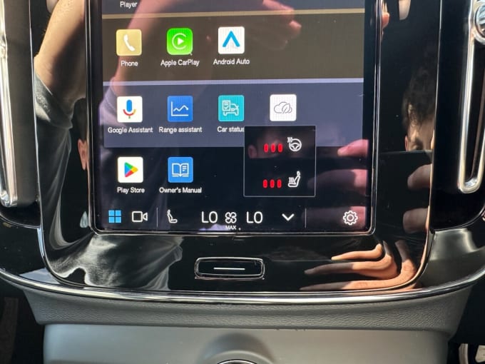 2025 Volvo Xc40
