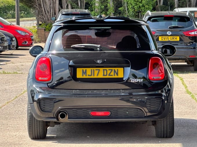 2025 Mini Hatch