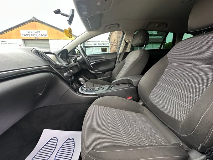 2025 Vauxhall Insignia