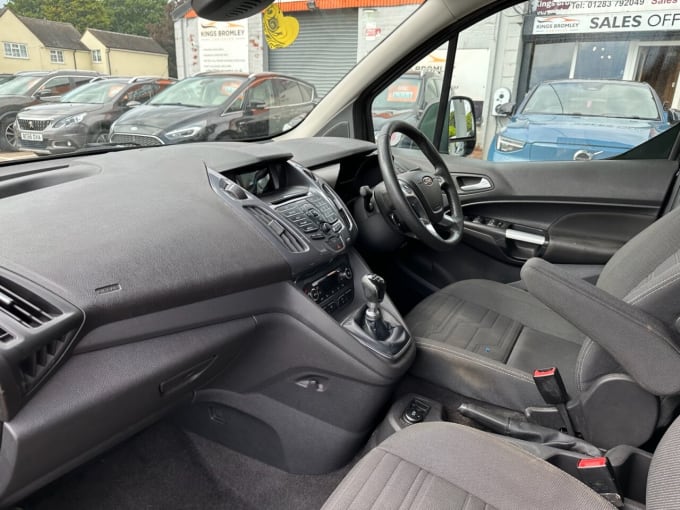 2025 Ford Grand Tourneo Connect