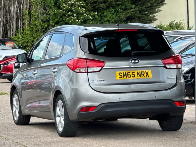 2025 Kia Carens