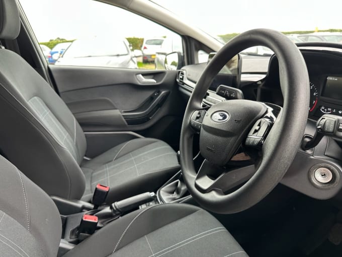 2025 Ford Fiesta