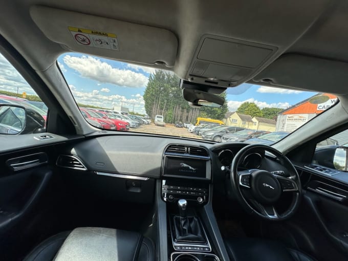2025 Jaguar F-pace