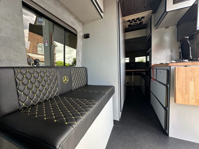 2025 Mercedes-benz Sprinter