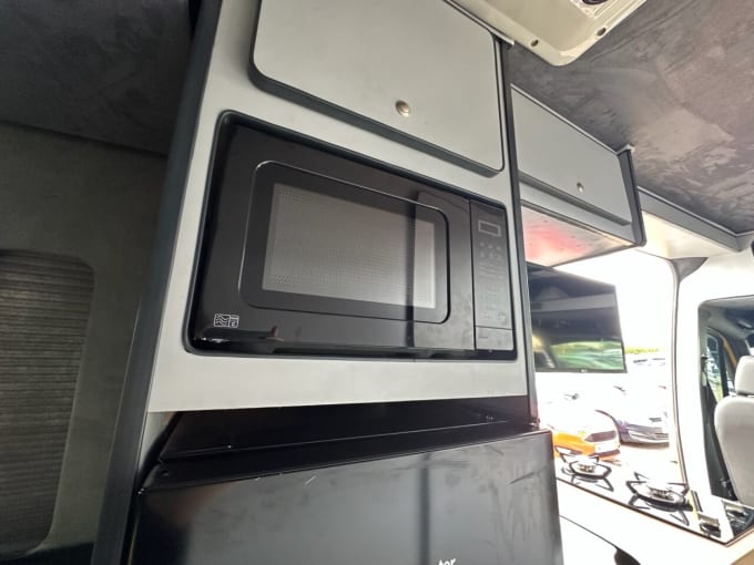 2025 Mercedes-benz Sprinter