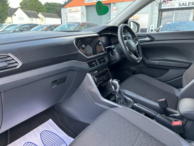 2025 Volkswagen T-cross