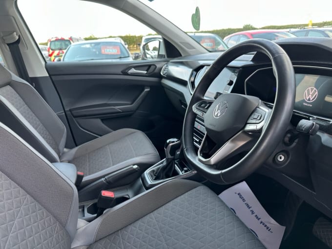 2025 Volkswagen T-cross