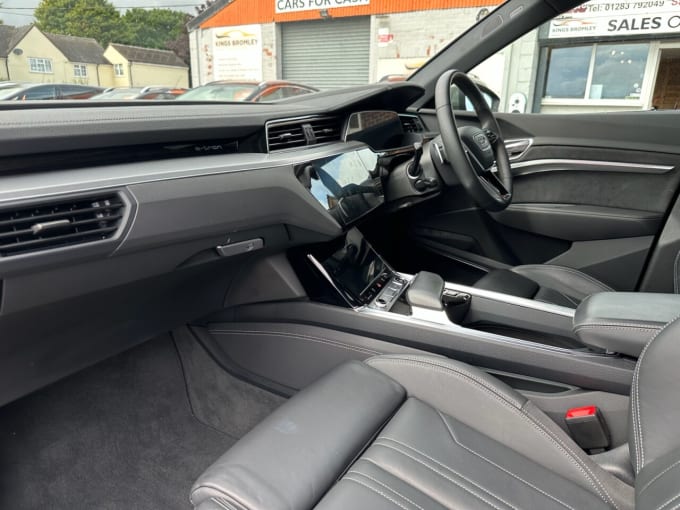 2025 Audi Q8 E-tron