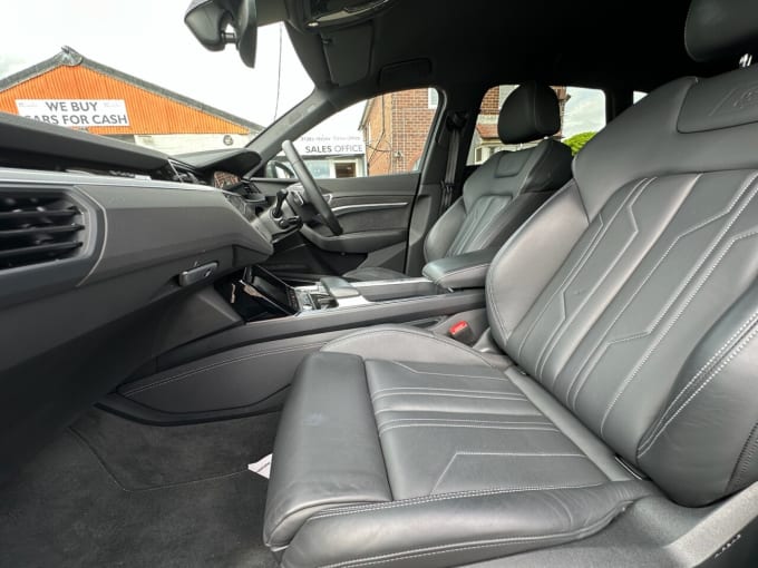 2025 Audi Q8 E-tron