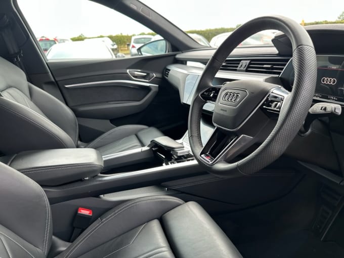 2025 Audi Q8 E-tron