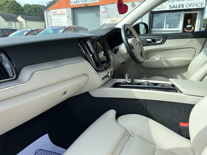 2025 Volvo Xc60