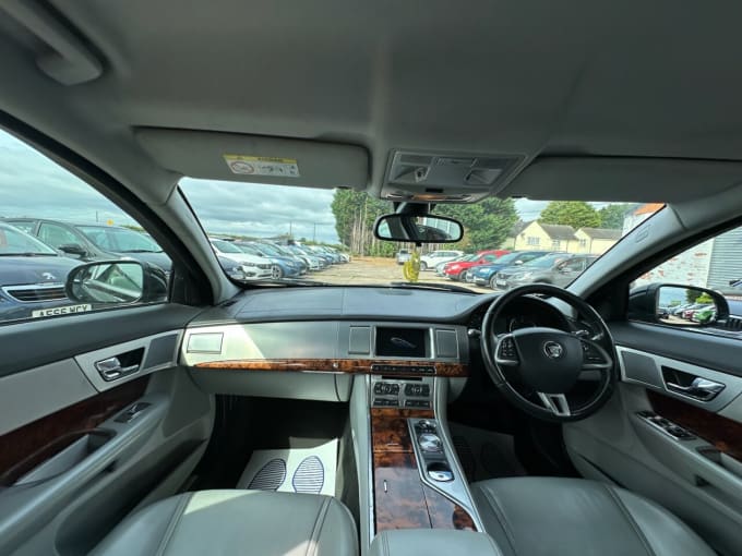 2025 Jaguar Xf