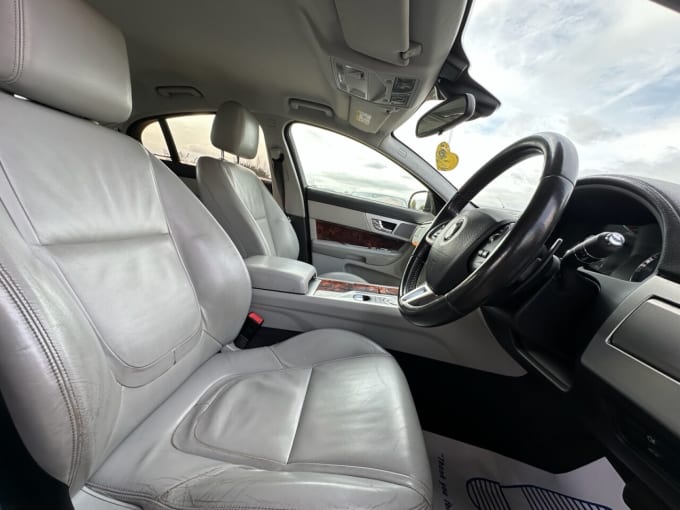 2025 Jaguar Xf