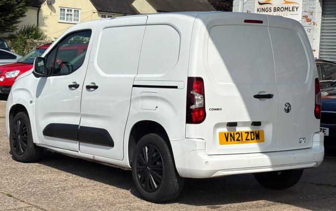 2025 Vauxhall Combo