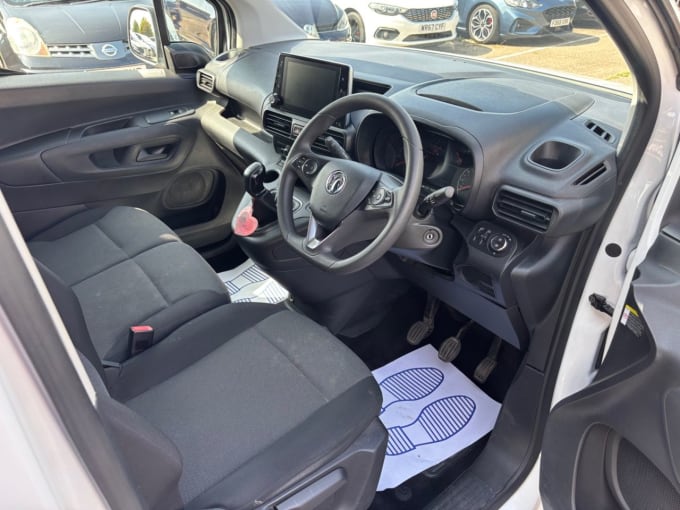 2025 Vauxhall Combo